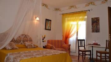 Desk, rollaway beds, free WiFi, bed sheets