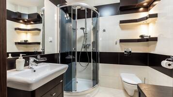 Apartment, 1 Bedroom, Kitchenette (Tetmajer 2) | Bathroom | Shower, hair dryer, towels