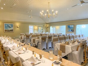 Indoor wedding - Caley (Hunstanton)