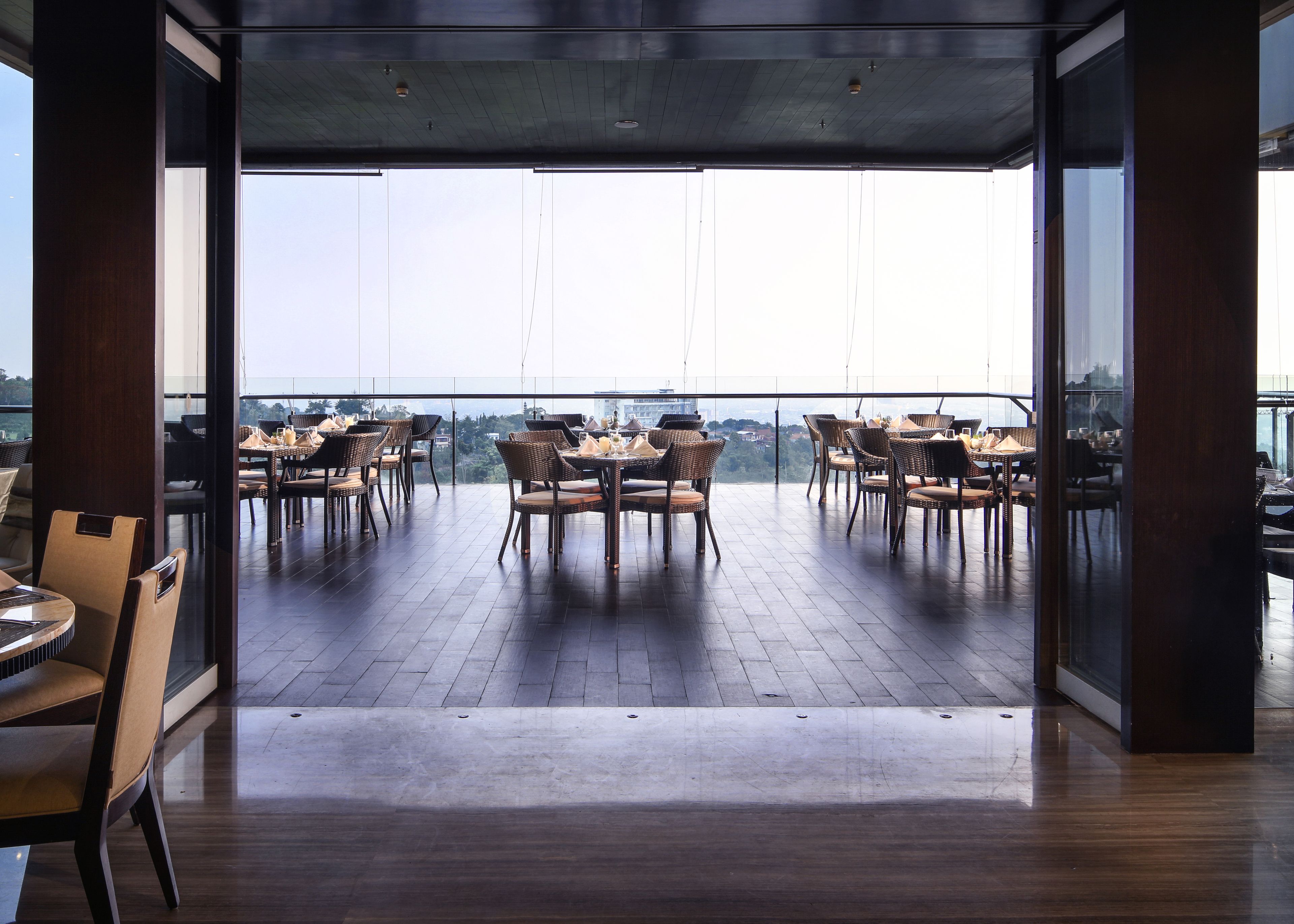 Frokostbuffé hver dag (IDR 211750 per person)