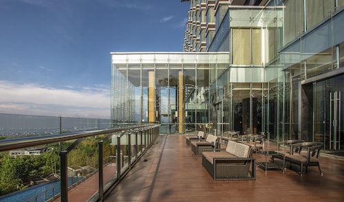 InterContinental Bandung Dago Pakar by IHG