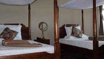 Minibar, free WiFi, bed sheets, alarm clocks