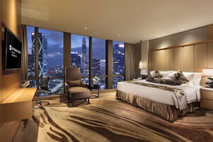 Deluxe Room, 1 King Bed, Non Smoking | View from room