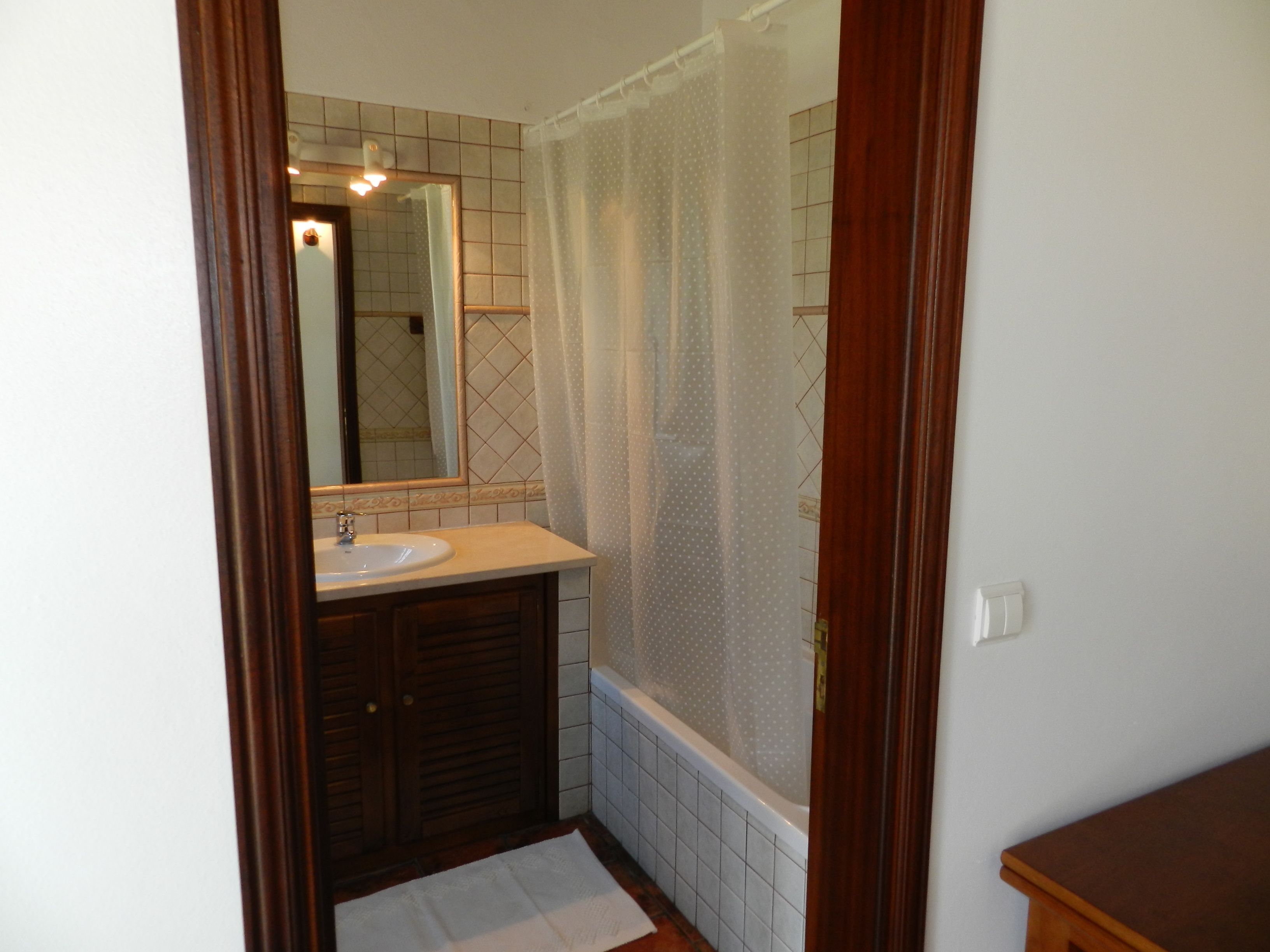 superior double room, terrace, ground floor | bathroom | free toiletries, hair dryer, bidet, towels