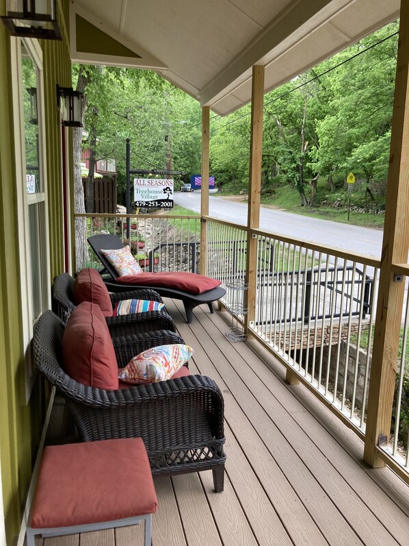 Tree House | Terrace/patio