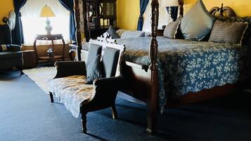 Blue Willow at Daffodil Cottage | Individually decorated, individually furnished, iron/ironing board