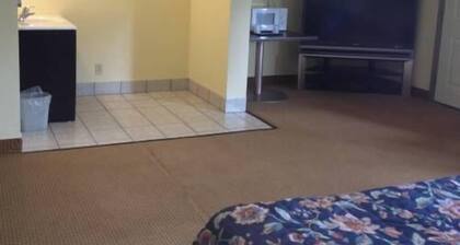 Budget Inn - Strasburg