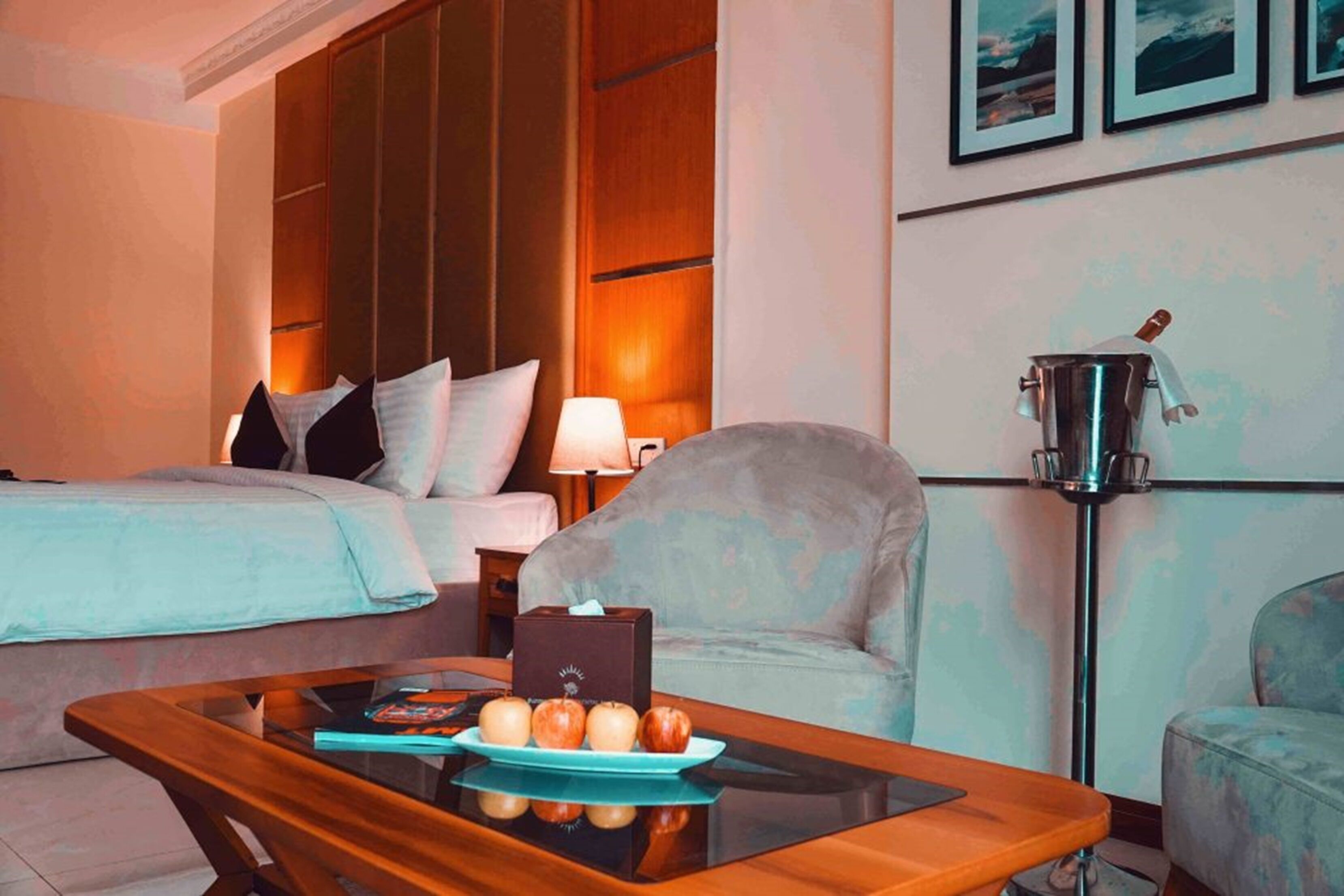 Suite Premier | Ropa de cama de alta calidad y minibar 