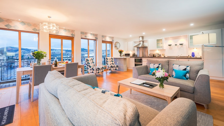 Highland Apartments By Mansley