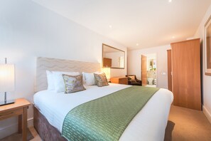 Classic Apartment, 2 Bedrooms, Non Smoking, 2 Bathrooms (Limited View) | In-room safe, iron/ironing board, free WiFi, bed sheets - Highland Apartments By Mansley (Inverness)