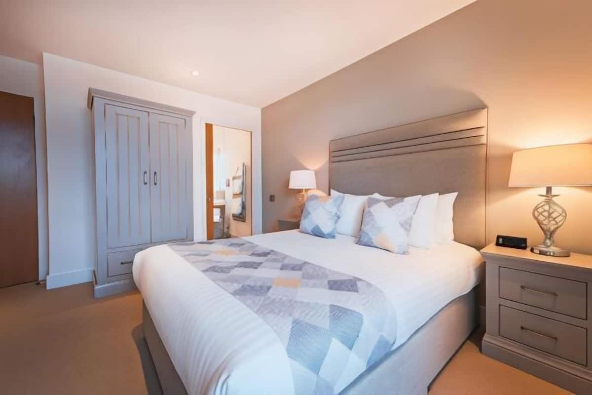 1 Schlafzimmer, Zimmersafe, Bügeleisen/Bügelbrett, kostenloses WLAN