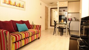 Departamento, 1 habitación | Sala de estar