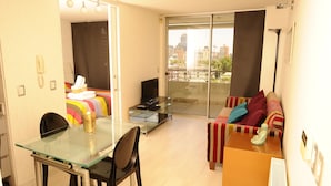 Departamento, 1 habitación | Sala de estar
