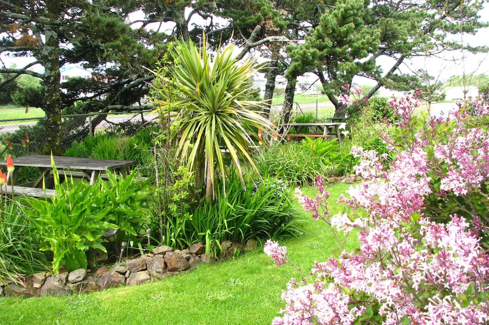 Pacific City Inn