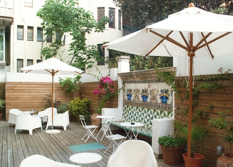 Terraza o patio. Casa Mathilda