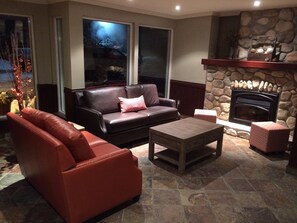 บริเวณประตูทางเข้า