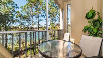 1 bedroom, iron/ironing board, free cribs/infant beds, alarm clocks