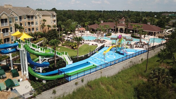 Indoor pool - Windsor Hills Resort Homes, Townhomes & Condos (Kissimmee)
