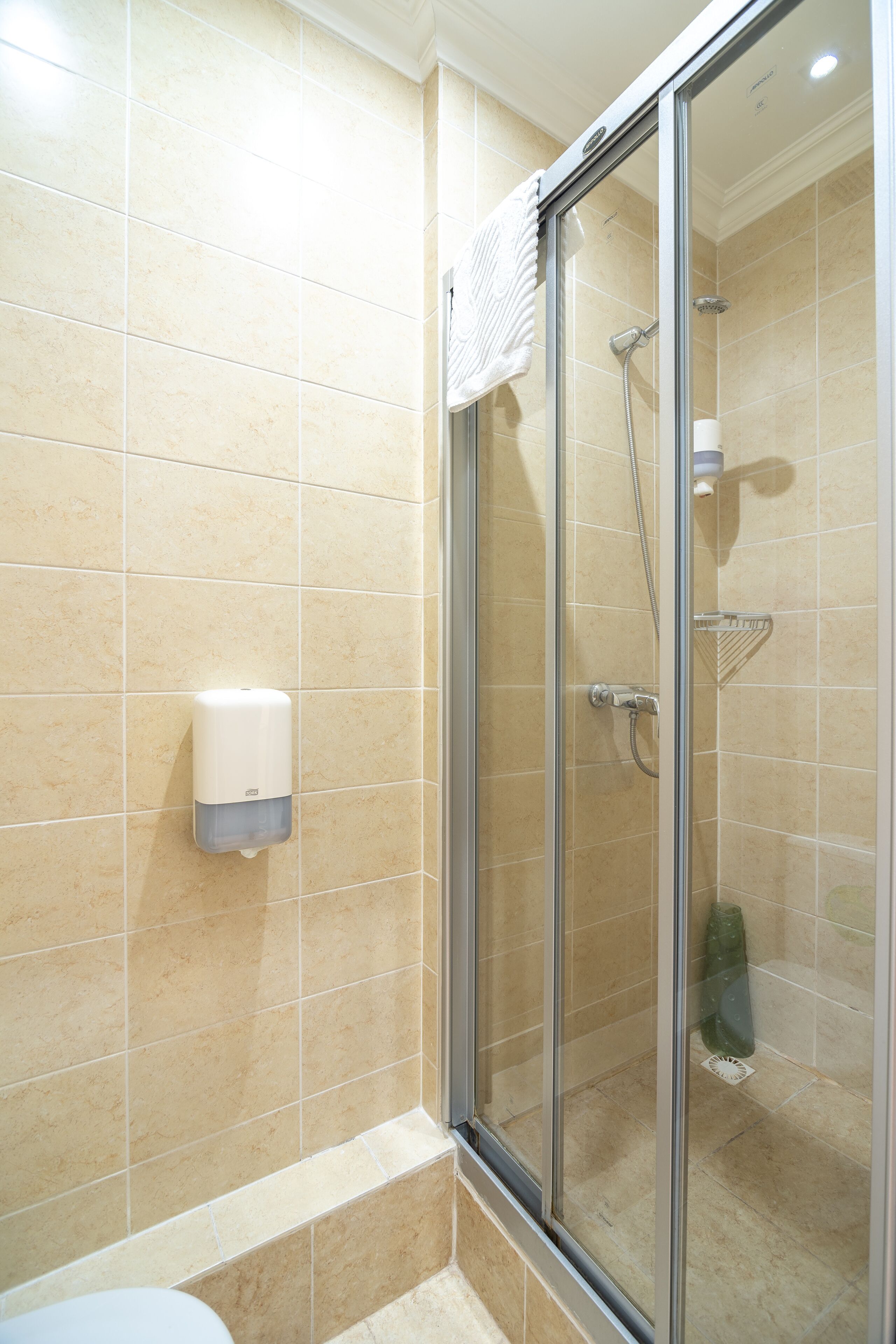 Photo - Mildom Premium Hotel