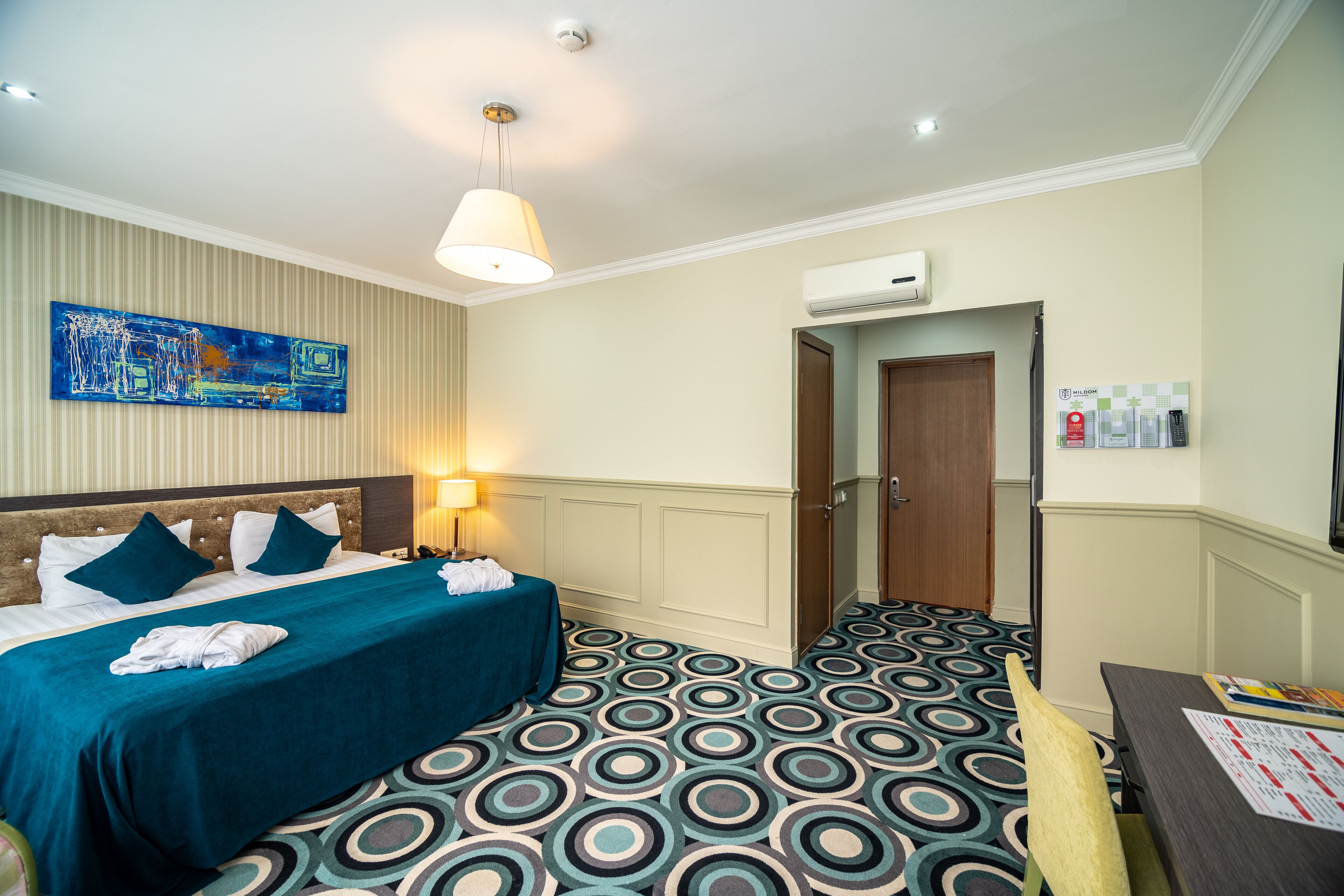 Photo - Mildom Premium Hotel