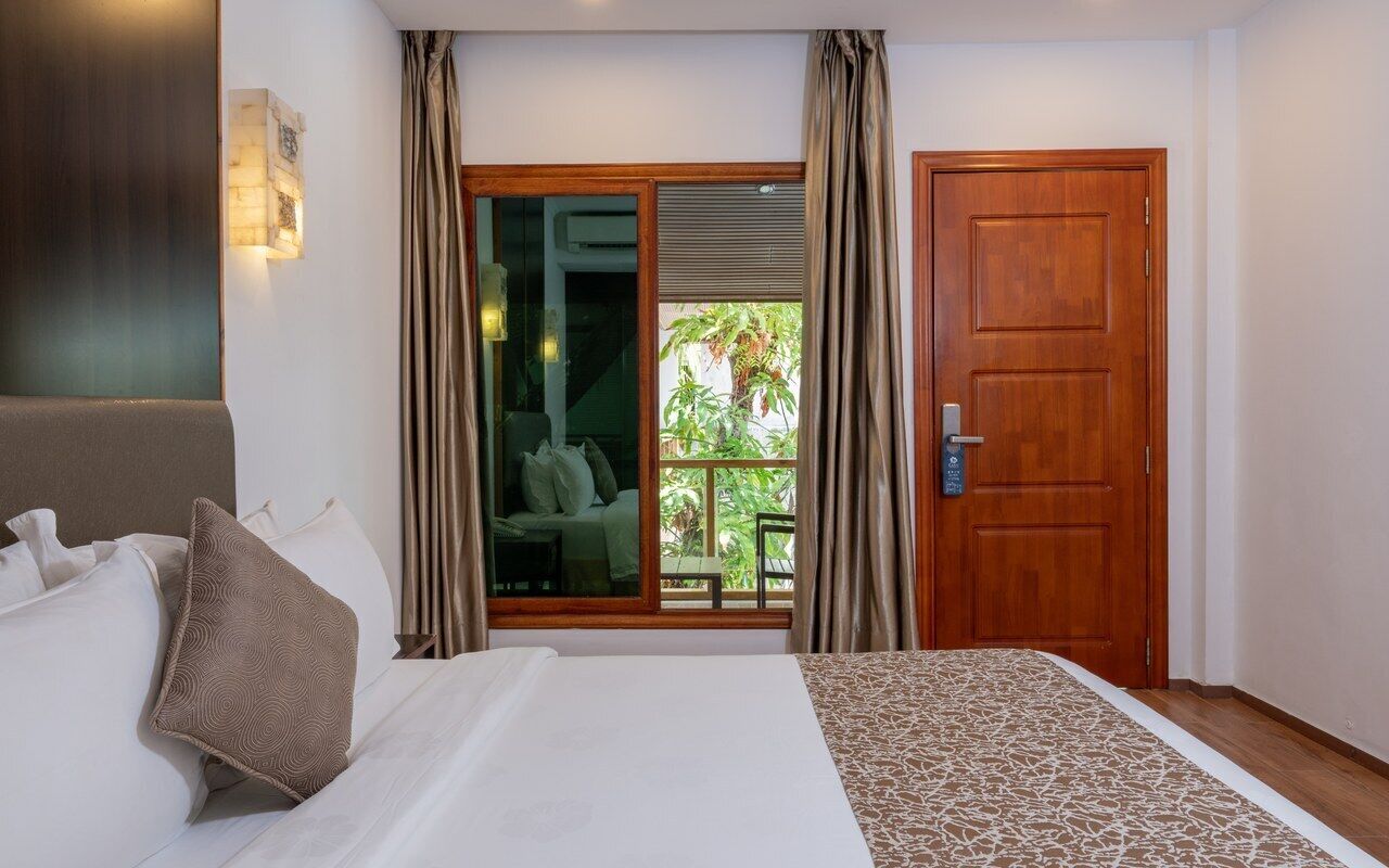 Deluxe Double Room, Pool View