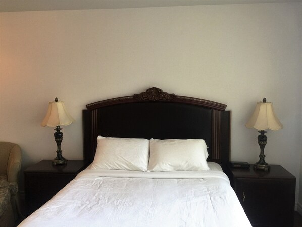 Soundproofing, iron/ironing board, free WiFi, bed sheets