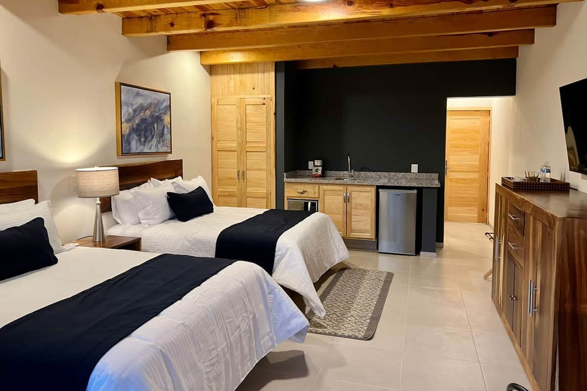 Superior tweepersoonskamer, 1 slaapkamer, uitzicht op resort | 3 slaapkamers, luxe beddengoed, een kluis op de kamer