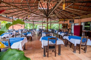 Se sirven desayunos, almuerzos y cenas