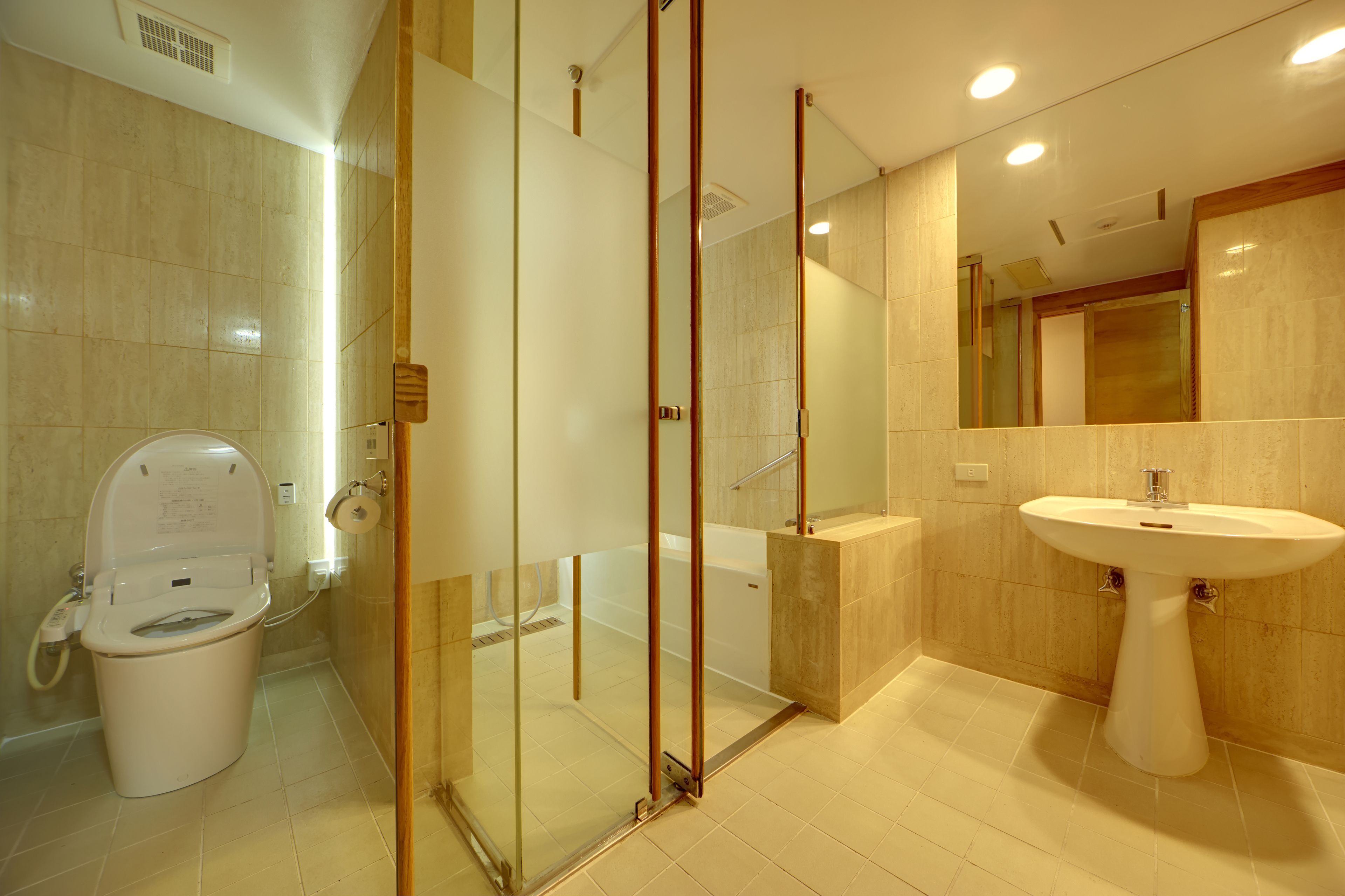 separate bathtub and shower, deep-soaking bathtub, free toiletries