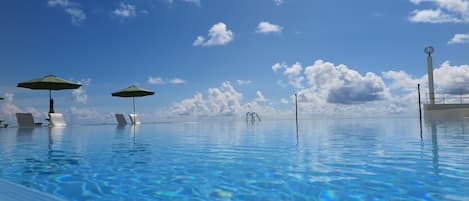 Piscina stagionale all'aperto