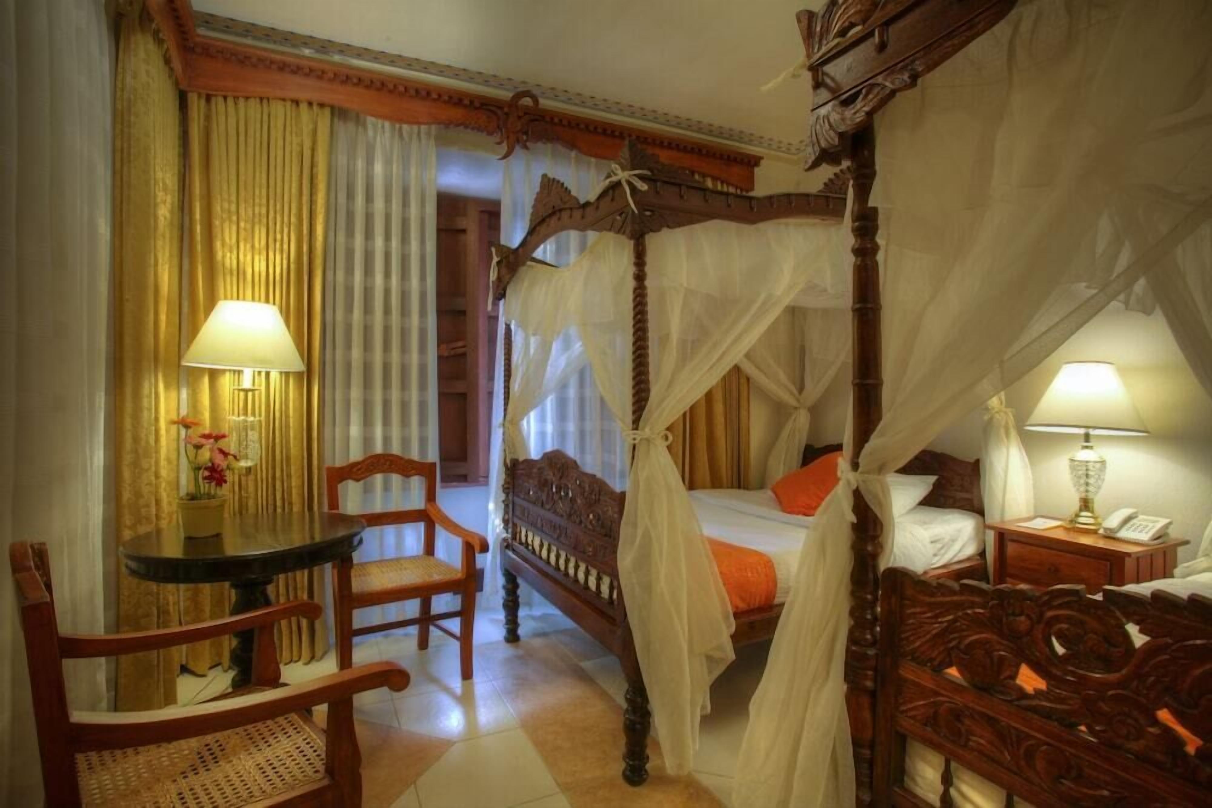 In-room safe, soundproofing, free WiFi