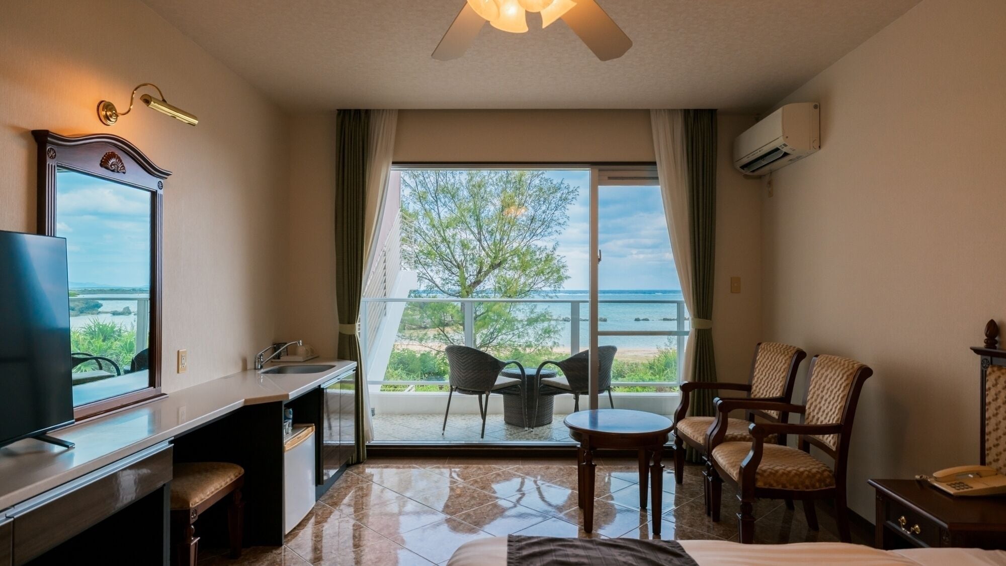 Standardzimmer, 2 Einzelbetten, Balkon, Meerblick (with Extra Bed)