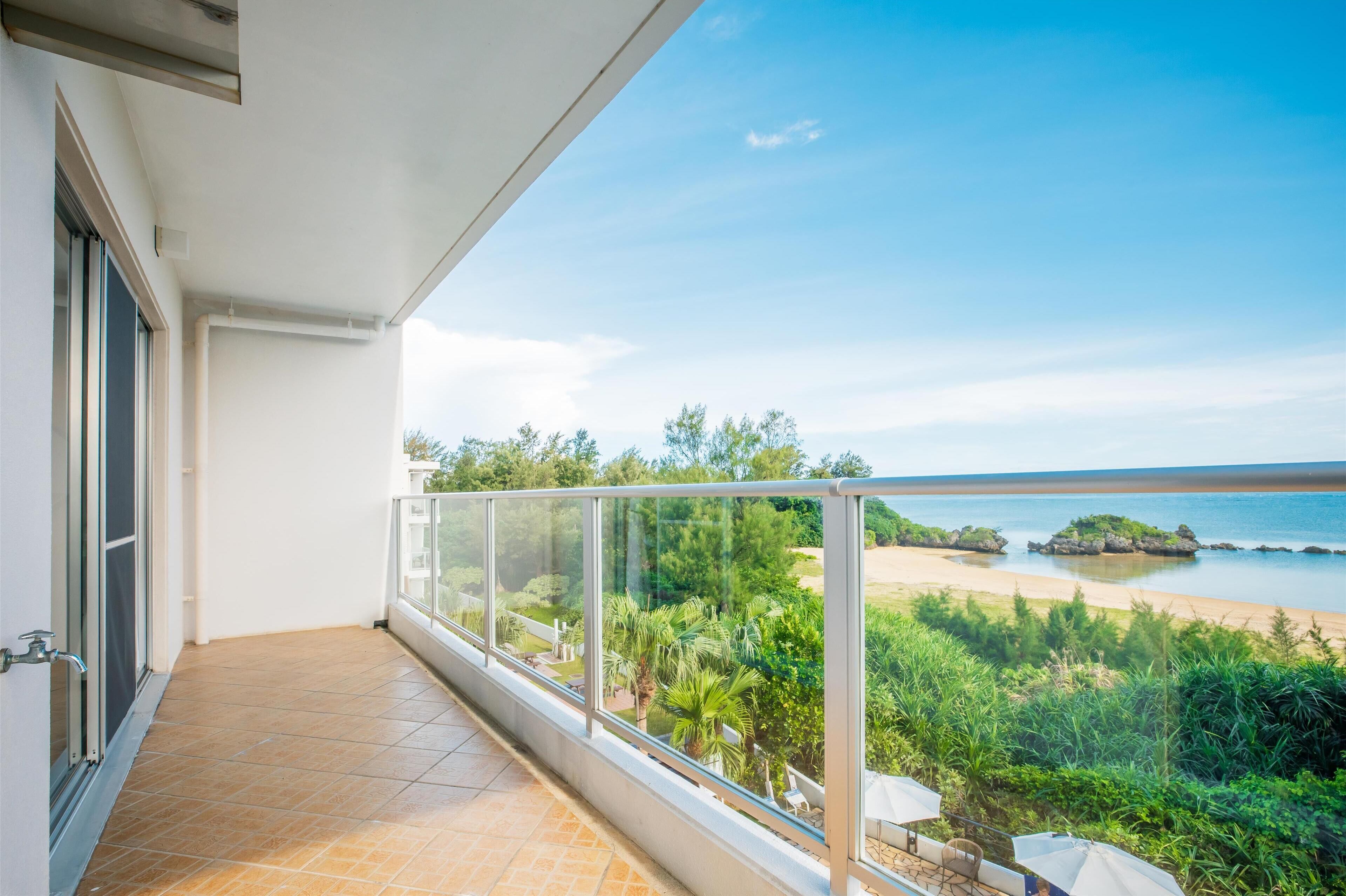 standard room, multiple beds, balcony, ocean view | room amenity