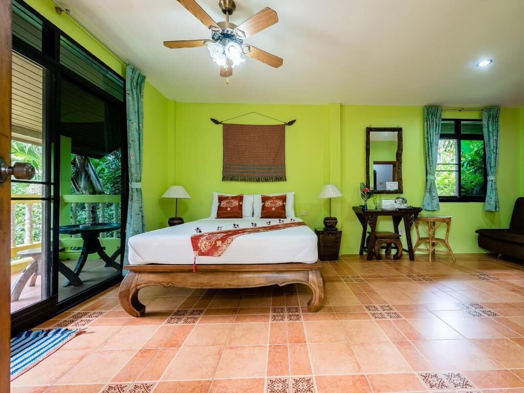 Bungalow Up Level | เครื่องนอนระดับพรีเมียม, มินิบาร์, ตู้นิรภัยในห้องพัก, โต๊ะทำงาน