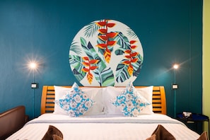 In-room safe, blackout curtains, rollaway beds, free WiFi - Lemon House (Patong)