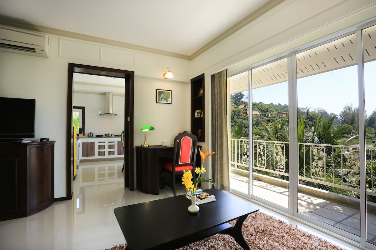 suite | living room | lcd tv