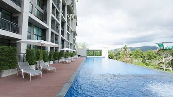 Outdoor pool, pool loungers