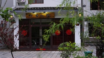 Ngoại thất