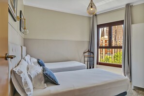 Design-Apartment, 3 Schlafzimmer, Nichtraucher, Blick auf die Anlage