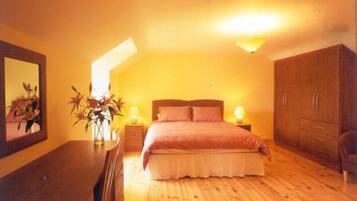House, 3 Bedrooms | 3 bedrooms, iron/ironing board, free cots/infant beds, free WiFi
