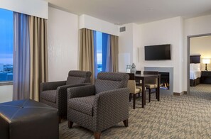 Flat-screen TV, first-run movies - Hampton Inn & Suites by Hilton, Airdrie, AB, Canada (Airdrie)
