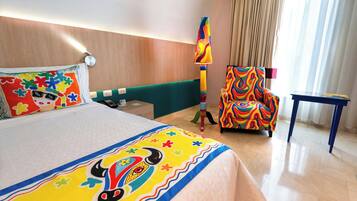 Premium bedding, minibar, in-room safe, desk