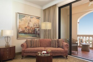 1 bedroom, premium bedding, minibar, in-room safe