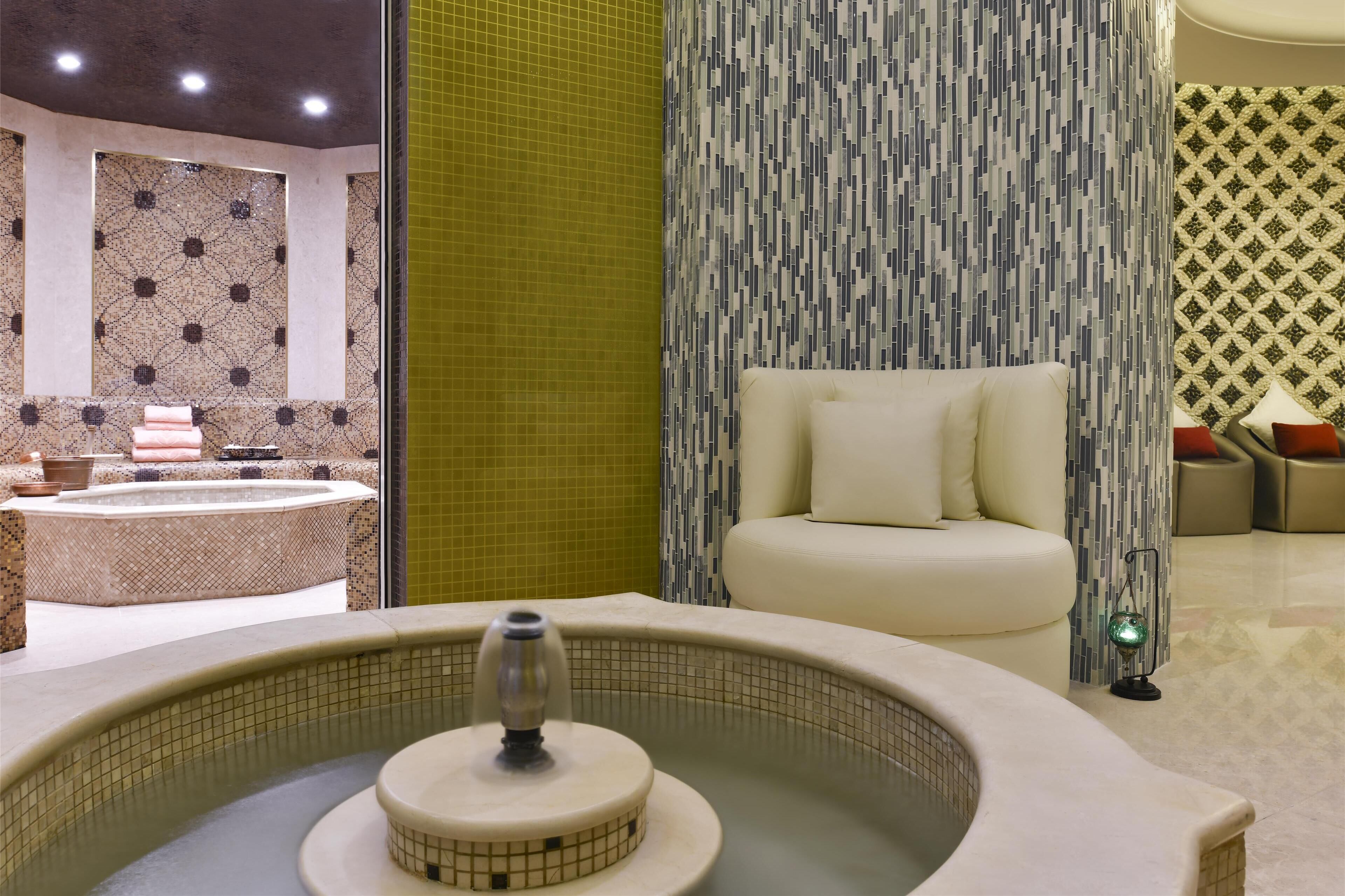 couples treatment room(s), sauna, steam room, turkish bath/hammam