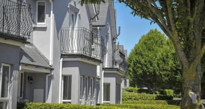 Wolseley Holiday Lodges