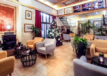 Vestíbulo. New Imperial Hotel