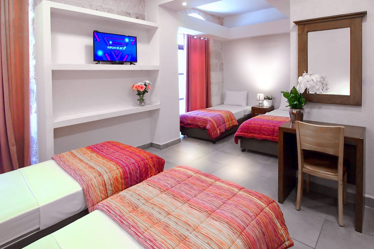 In-room safe, desk, iron/ironing board, free WiFi