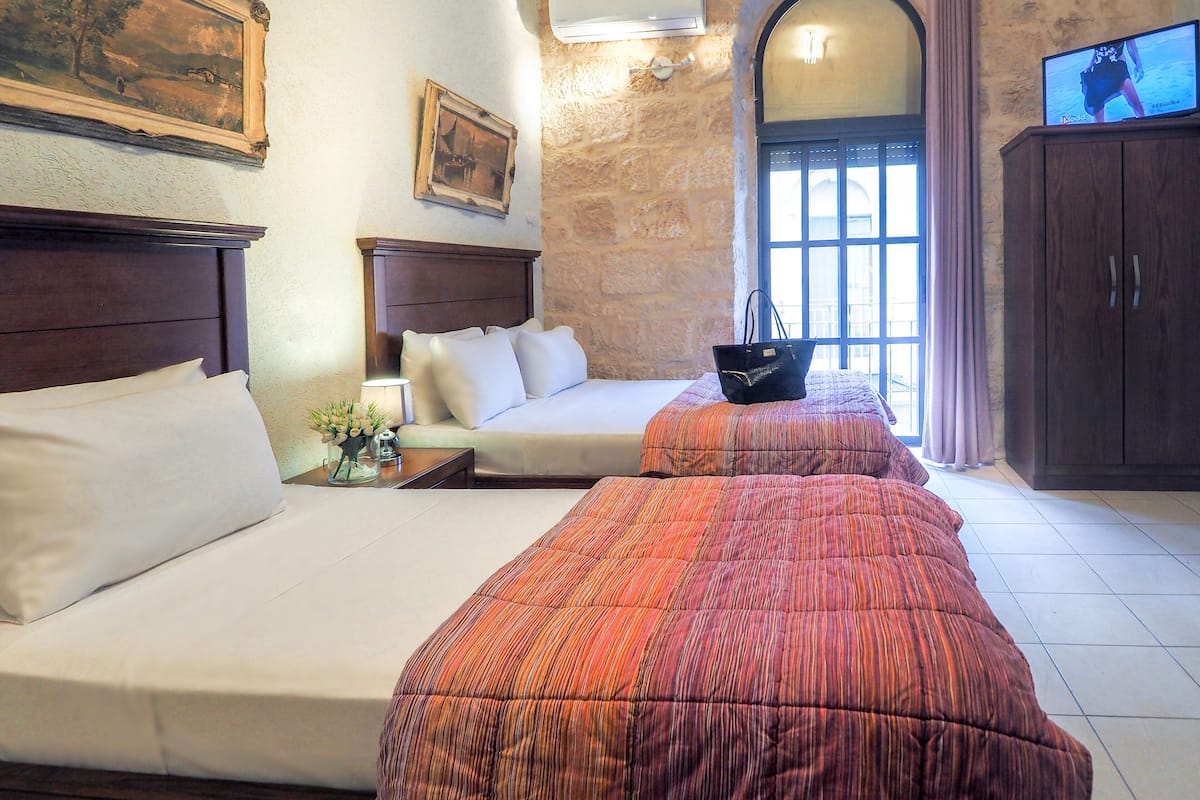 In-room safe, desk, iron/ironing board, free WiFi