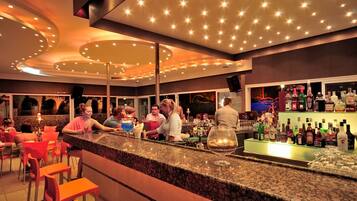 Bar (en la propiedad)