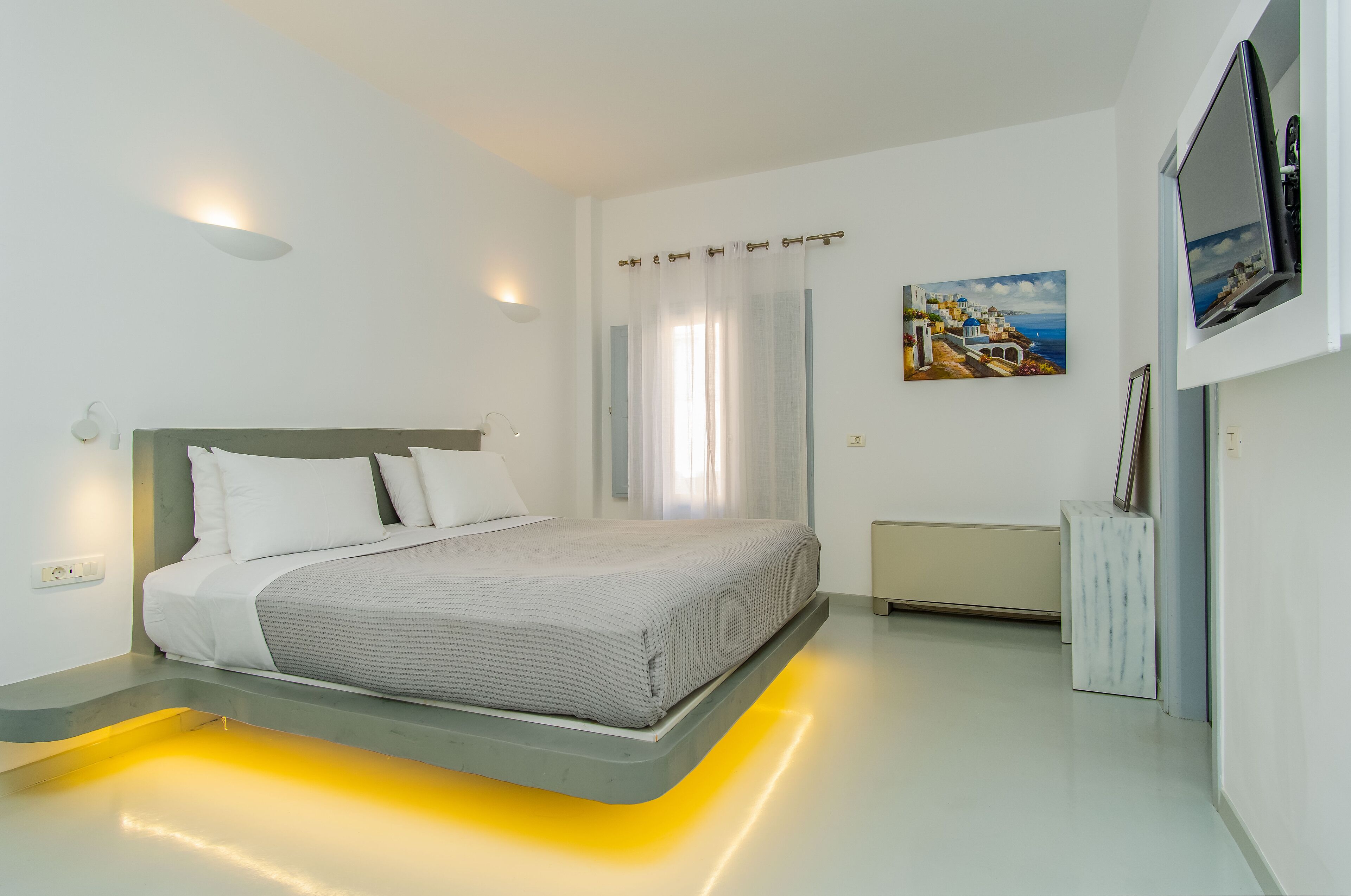 Photo - Central Fira Suites
